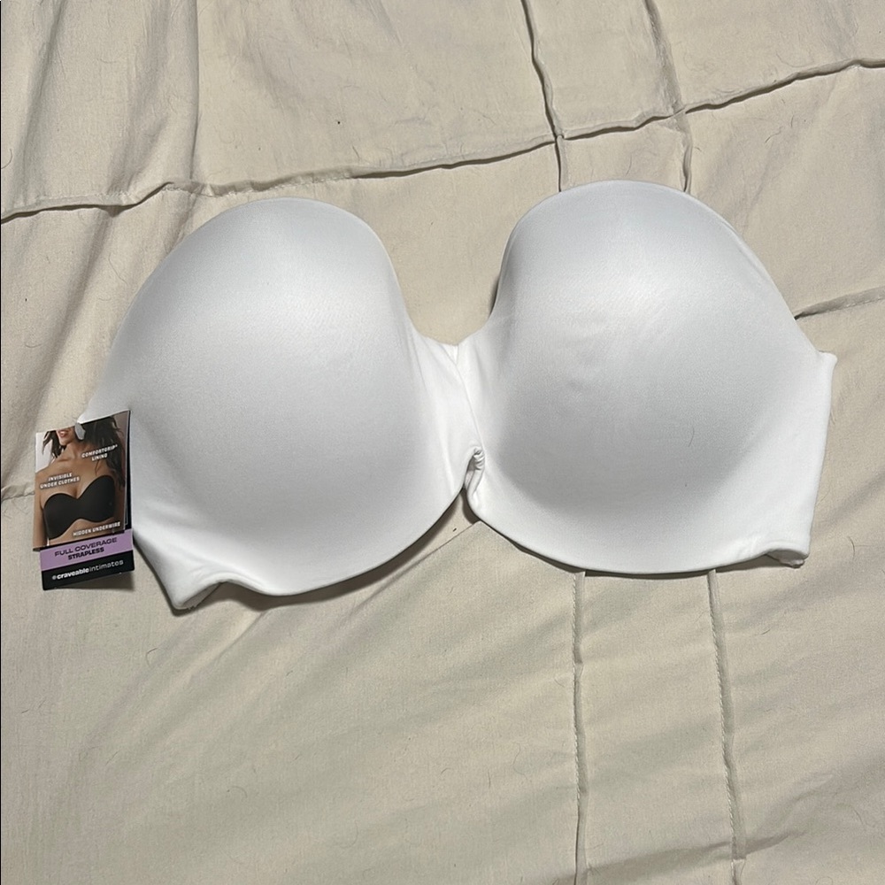 Nwt White Strapless convertible Bra
